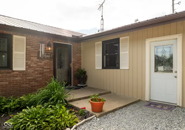Photo 3 of Single family home for sale at 580 Indiana 1, Cambridge City, IN 47327 | MLS# 22109070 | Listing updated on 2026-08-08