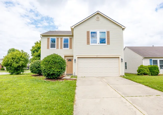 1st image of 5606 N Plymouth Ct, Mc Cordsville, IN 46055 | MLS# 22109089