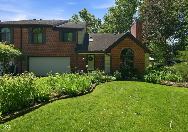 Photo 1 of Condo for sale at 9248 Golden Woods Dr, Indianapolis, IN 46268 | MLS# 22109099 | Listing updated on 2026-08-04