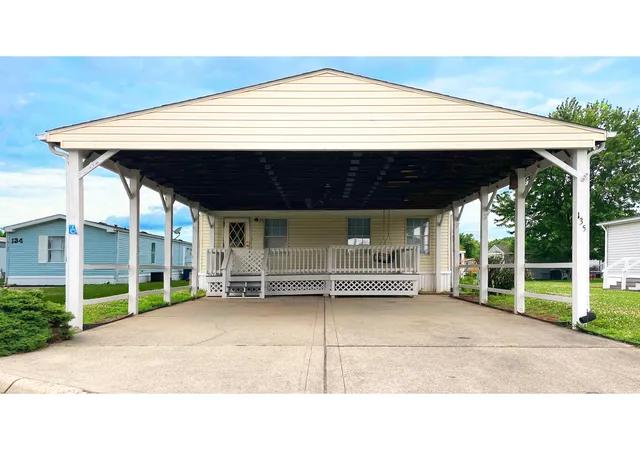 Photo 3 of Manufactured home for sale at Lot 135 911 Hale Rd, Shelbyville, IN 46176 | MLS# 22109103 | Listing updated on 2026-09-13