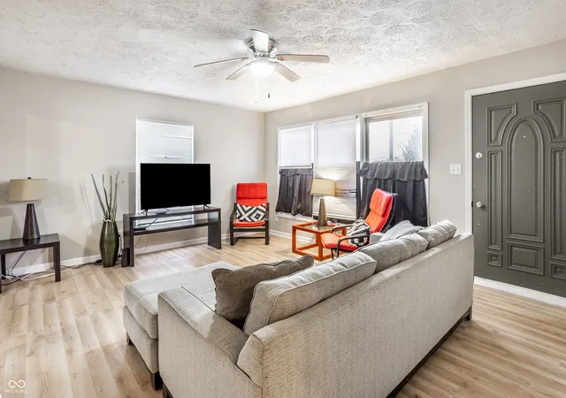 3rd image of 2526 English Ave, Indianapolis, IN 46201 | MLS# 22109106