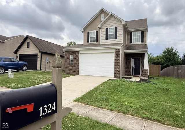 1st image of 1324 Norton, Greenwood, IN 46143 | MLS# 22109151