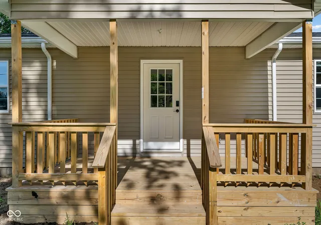 3rd image of 712 Park Row, Veedersburg, IN 47987 | MLS# 22109153
