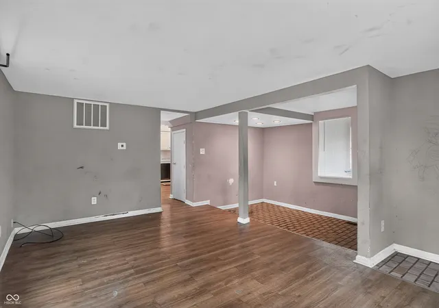 5th image of 4122 Elmhurst Dr, Indianapolis, IN 46226 | MLS# 22109166