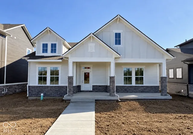 Photo 1 of Single family home for sale at 20015 Tomlinson Rd, Westfield, IN 46074 | MLS# 22109168 | Listing updated on 2026-10-26