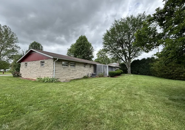 4th image of 324 Hillcrest Ave, Batesville, IN 47006 | MLS# 22109183