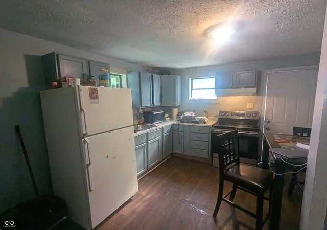 Photo 3 of Single family home for sale at 4731 E 18th Street, Indianapolis, IN 46218 | MLS# 22109209 | Listing updated on 2026-08-12