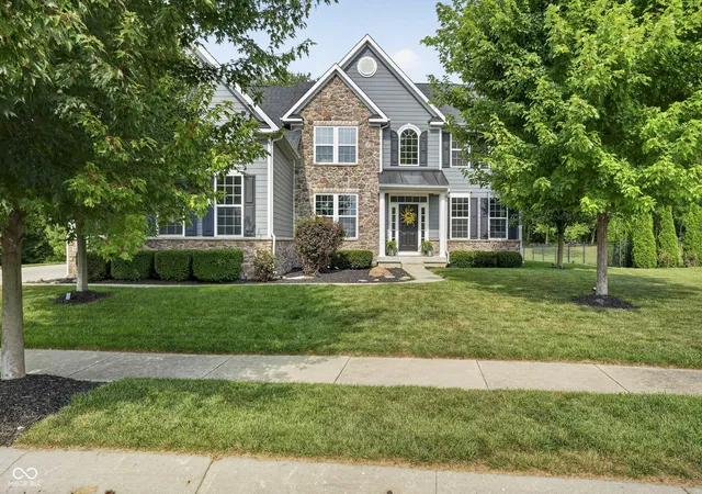 1st image of 14558 New Garden Ln, Carmel, IN 46033 | MLS# 22109215