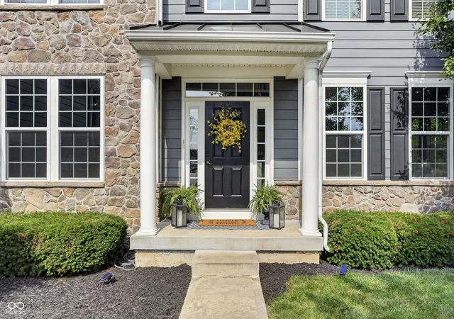 3rd image of 14558 New Garden Ln, Carmel, IN 46033 | MLS# 22109215