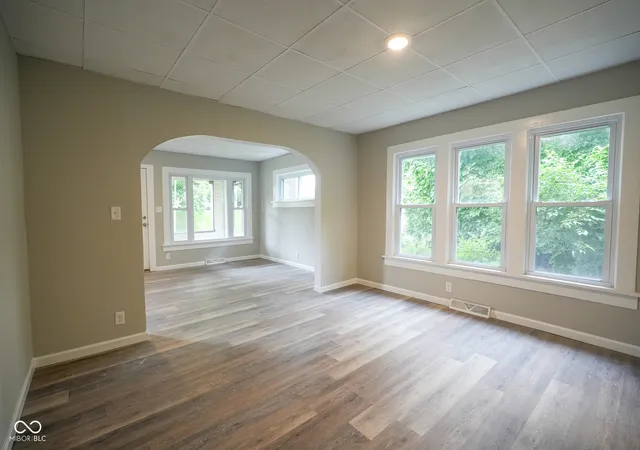 Photo 3 of Single family home for sale at 1408 W 13th Street, Anderson, IN 46016 | MLS# 22109227 | Listing updated on 2026-07-28