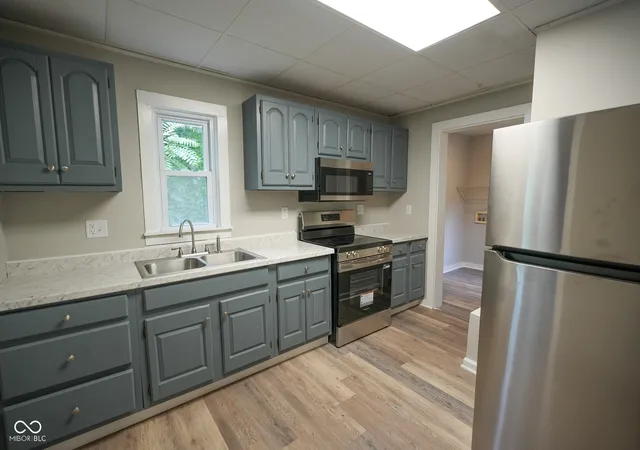 Photo 4 of Single family home for sale at 1408 W 13th Street, Anderson, IN 46016 | MLS# 22109227 | Listing updated on 2026-07-28