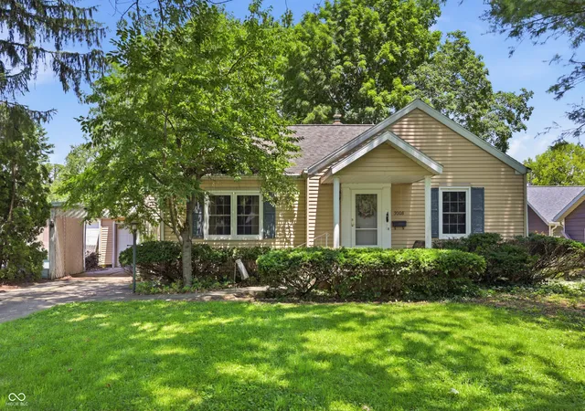 1st image of 3008 W Oaklyn, Muncie, IN 47304 | MLS# 22109241