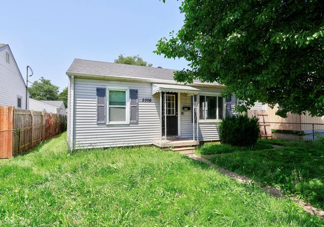 Homes for sale in Indianapolis, IN | 2006 Calhoun St, Indianapolis, IN 46203 | MLS# 22109265