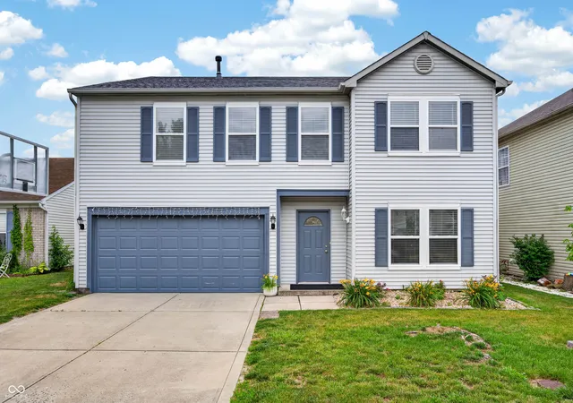 Photo 1 of Sale Pending at 1811 Sonesta Ln, Indianapolis, IN 46217 | MLS# 22109275 | Listing updated on 2026-09-08