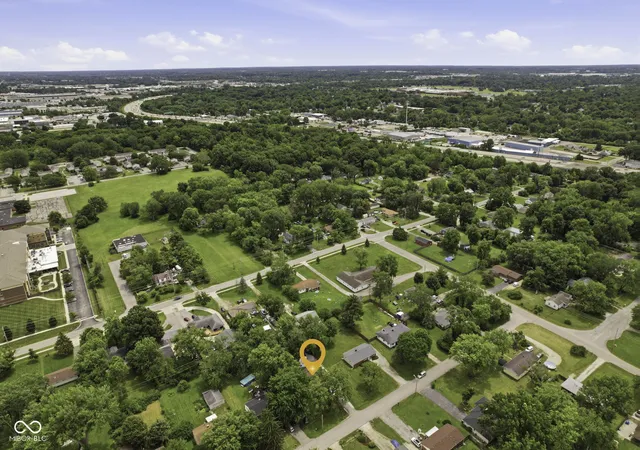 37th image of 2825 Kristen Dr E, Indianapolis, IN 46218 | MLS# 22109281