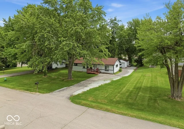4th image of 2825 Kristen Dr E, Indianapolis, IN 46218 | MLS# 22109281