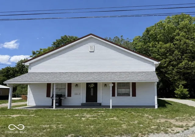 Homes for sale in Crawfordsville, IN | 3994 E State Road 32, Crawfordsville, IN 47933 | MLS# 22109286