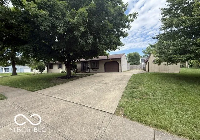 Photo 3 of Sale Pending at 1707 Rovene Dr, Lebanon, IN 46052 | MLS# 22109287 | Listing updated on 2026-08-24