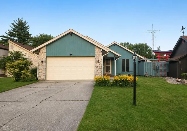 1st image of 1169 E Garden Dr, Terre Haute, IN 47802 | MLS# 22109302