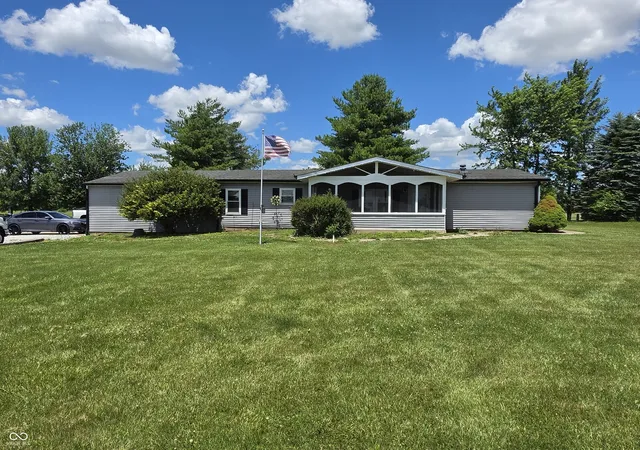 1st image of 1408 E 600 N, Whiteland, IN 46184 | MLS# 22109304