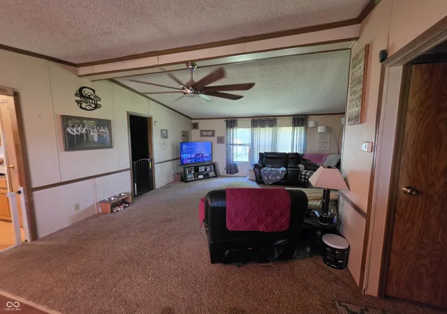 Photo 4 of Sale Pending at 1408 E 600 North, Whiteland, IN 46184 | MLS# 22109304 | Listing updated on 2026-08-21