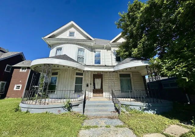 1st image of 415 S Washington St, Crawfordsville, IN 47933 | MLS# 22109321