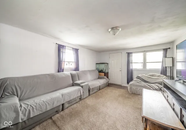 4th image of 621 W Central Ave, Greensburg, IN 47240 | MLS# 22109364