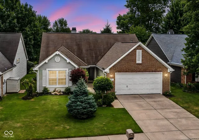 3rd image of 10539 Prestbury Dr, Indianapolis, IN 46236 | MLS# 22109371