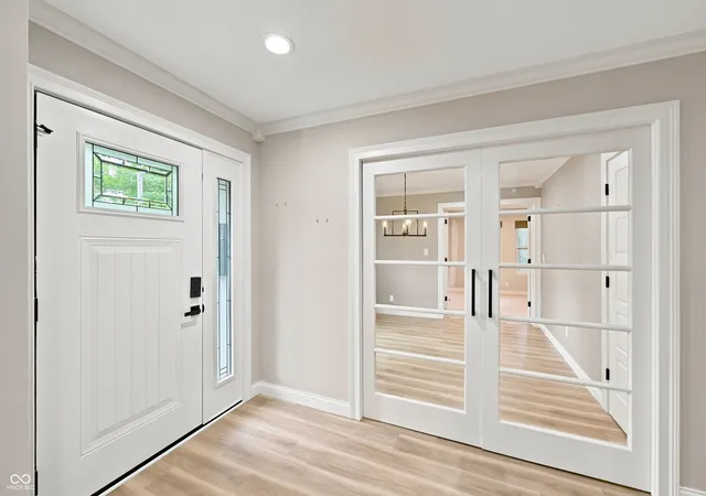 2nd image of 41 E Westfield Blvd, Indianapolis, IN 46220 | MLS# 22109373