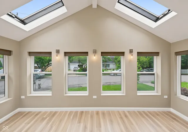 4th image of 41 E Westfield Blvd, Indianapolis, IN 46220 | MLS# 22109373