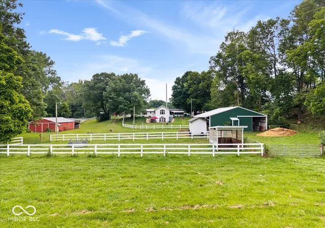 53rd image of 703 N Peterman Rd, Greenwood, IN 46142 | MLS# 22109375