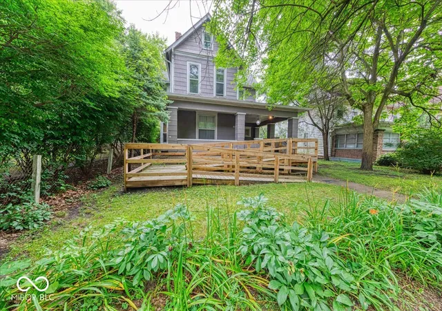 3rd image of 605 Woodruff Pl East Dr, Indianapolis, IN 46201 | MLS# 22109391