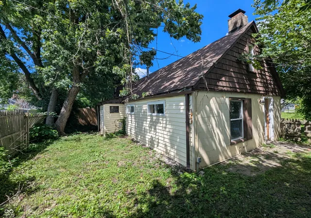 3rd image of 310 S Vine St, Indianapolis, IN 46241 | MLS# 22109407