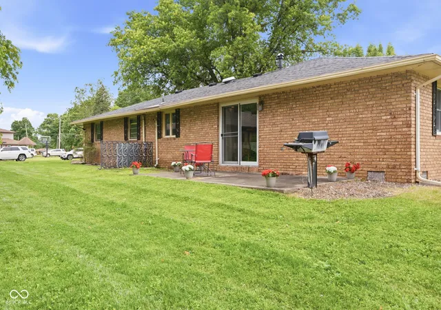 2nd image of 1741 Shepherd Rd, Anderson, IN 46012 | MLS# 22109410