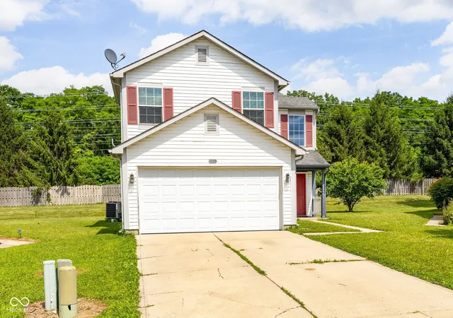 Homes for sale in Indianapolis, IN | 10971 Bellflower Ct, Indianapolis, IN 46235 | MLS# 22109434