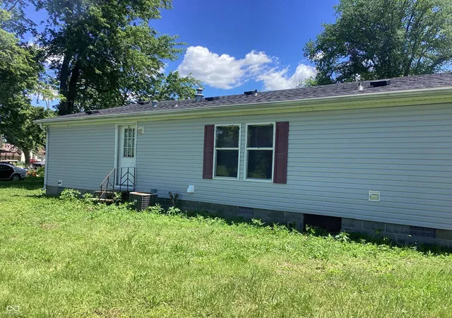 Photo 3 of Manufactured home for sale at 3672 S Cates Rd, Kingman, IN 47952 | MLS# 22109437 | Listing updated on 2026-10-07