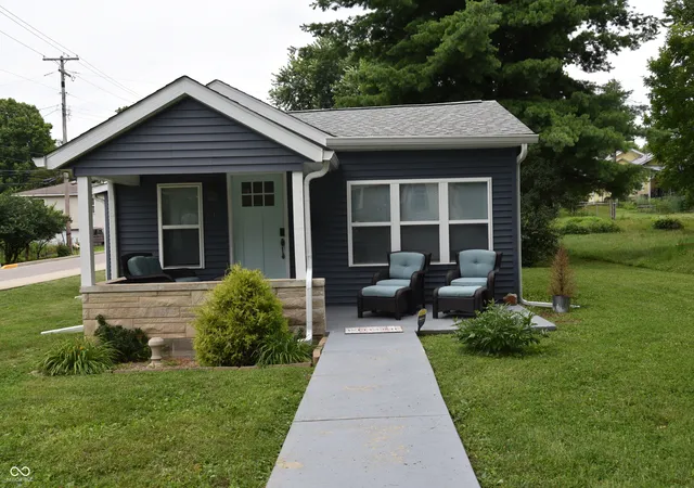 1st image of 614 W Allen St, Bloomington, IN 47403 | MLS# 22109443