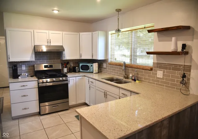 3rd image of 614 W Allen St, Bloomington, IN 47403 | MLS# 22109443