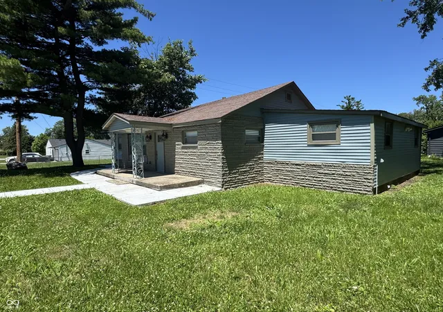 Photo 18 of Single family home for sale at 2702 Caroline Ave, Indianapolis, IN 46218 | MLS# 22109452 | Listing updated on 2026-07-21