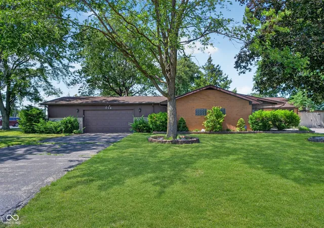 1st image of 714 E Southway Blvd, Kokomo, IN 46902 | MLS# 22109463