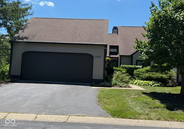 Homes for sale in Indianapolis, IN | 9660 Cedar Cove Ln, Indianapolis, IN 46250 | MLS# 22109486