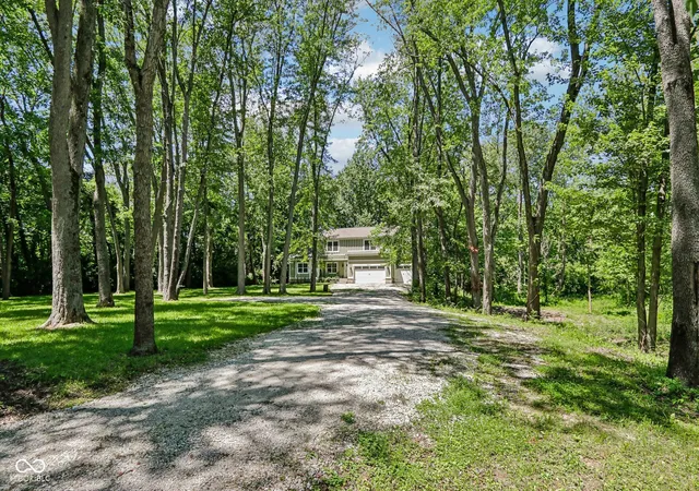 Photo 2 of Single family home for sale at 5814 E County Rd 875 S, Mooresville, IN 46158 | MLS# 22109555 | Listing updated on 2026-09-17
