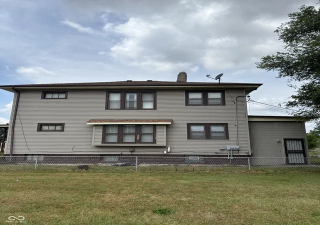 Photo 3 of Multi family home for sale at 1313 Field St, Hammond, IN 46320 | MLS# 22109605 | Listing updated on 2026-07-14