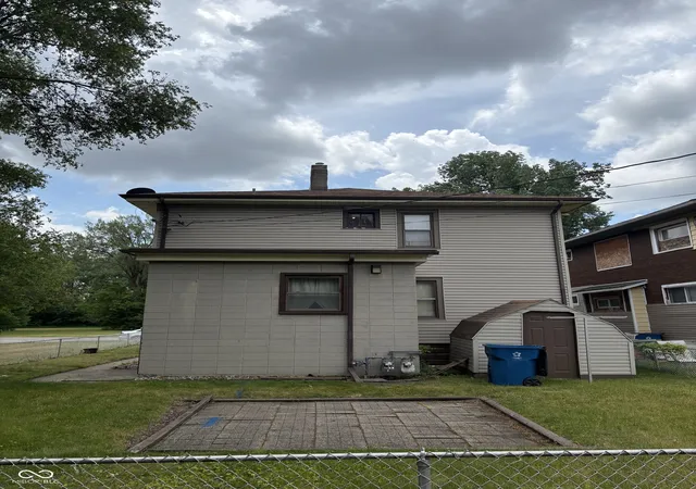 Photo 3 of House for sale at 1313 Field St, Hammond, IN 46320 | MLS# 22109605 | Listing updated on 2026-07-14