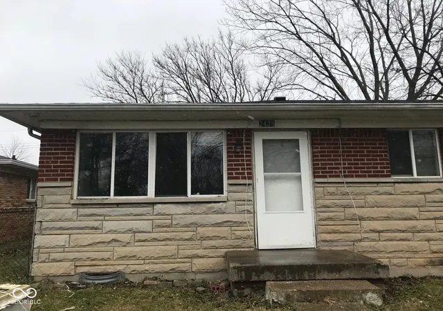 Photo 2 of Sale Pending at 2429 N Bolton Ave, Indianapolis, IN 46218 | MLS# 22109610 | Listing updated on 2026-09-05