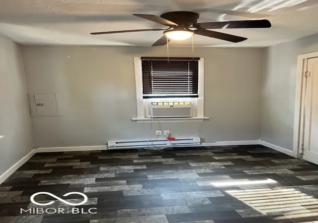 2nd image of 304 Andover Rd, Anderson, IN 46013 | MLS# 22109639
