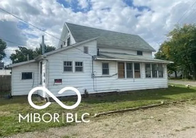 2nd image of 1411 Ohio Ave, Anderson, IN 46016 | MLS# 22109642