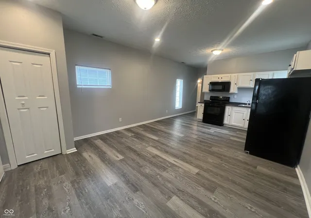 Photo 3 of Single family home for sale at 2522 N Harding St, Indianapolis, IN 46208 | MLS# 22109664 | Listing updated on 2026-06-22