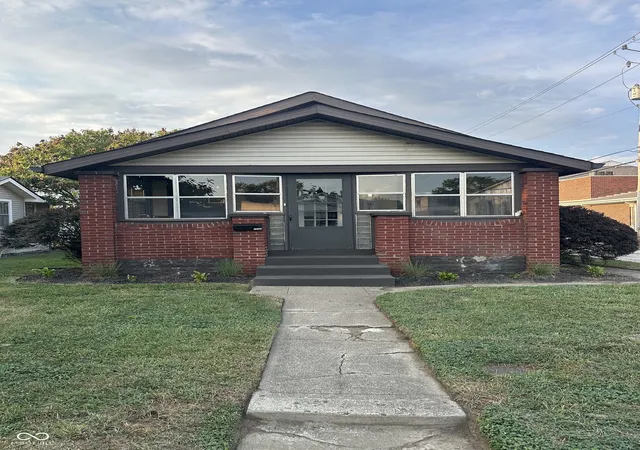 Photo 29 of Sale Pending at 1048 E Berwyn St, Indianapolis, IN 46203 | MLS# 22109673 | Listing updated on 2026-10-06