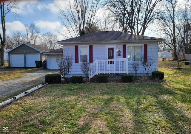 1st image of 3151 W 18th St, Anderson, IN 46011 | MLS# 22109682